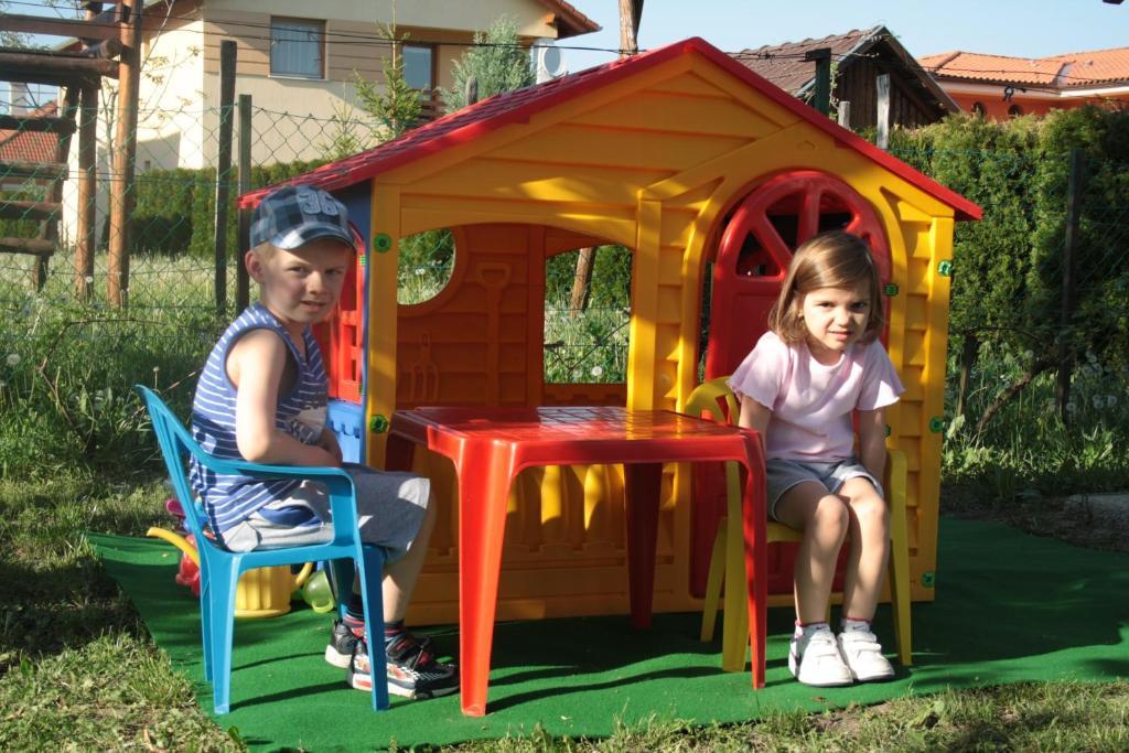 Cedrus Apartmanhaz - Cedrus Koez 7 Zalakaros Extérieur photo