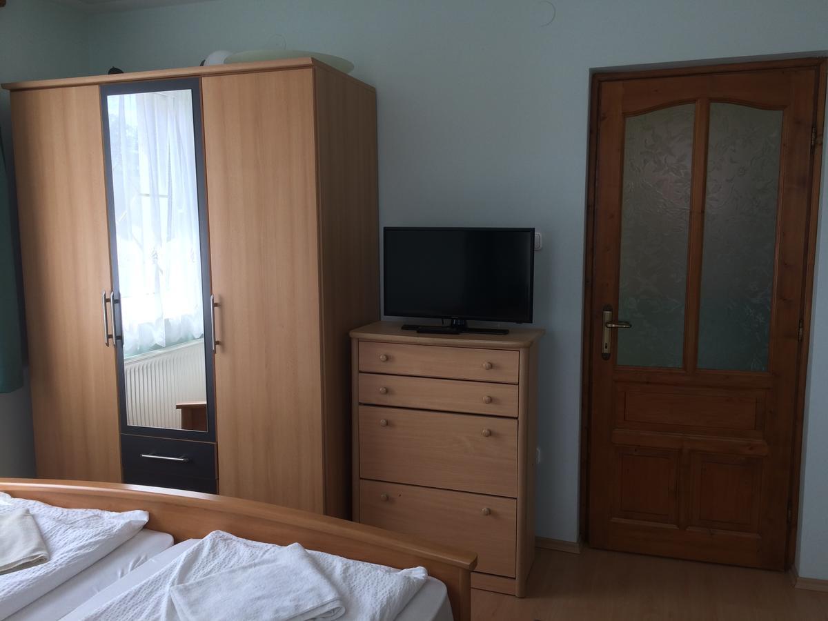 Cedrus Apartmanhaz - Cedrus Koez 7 Zalakaros Extérieur photo